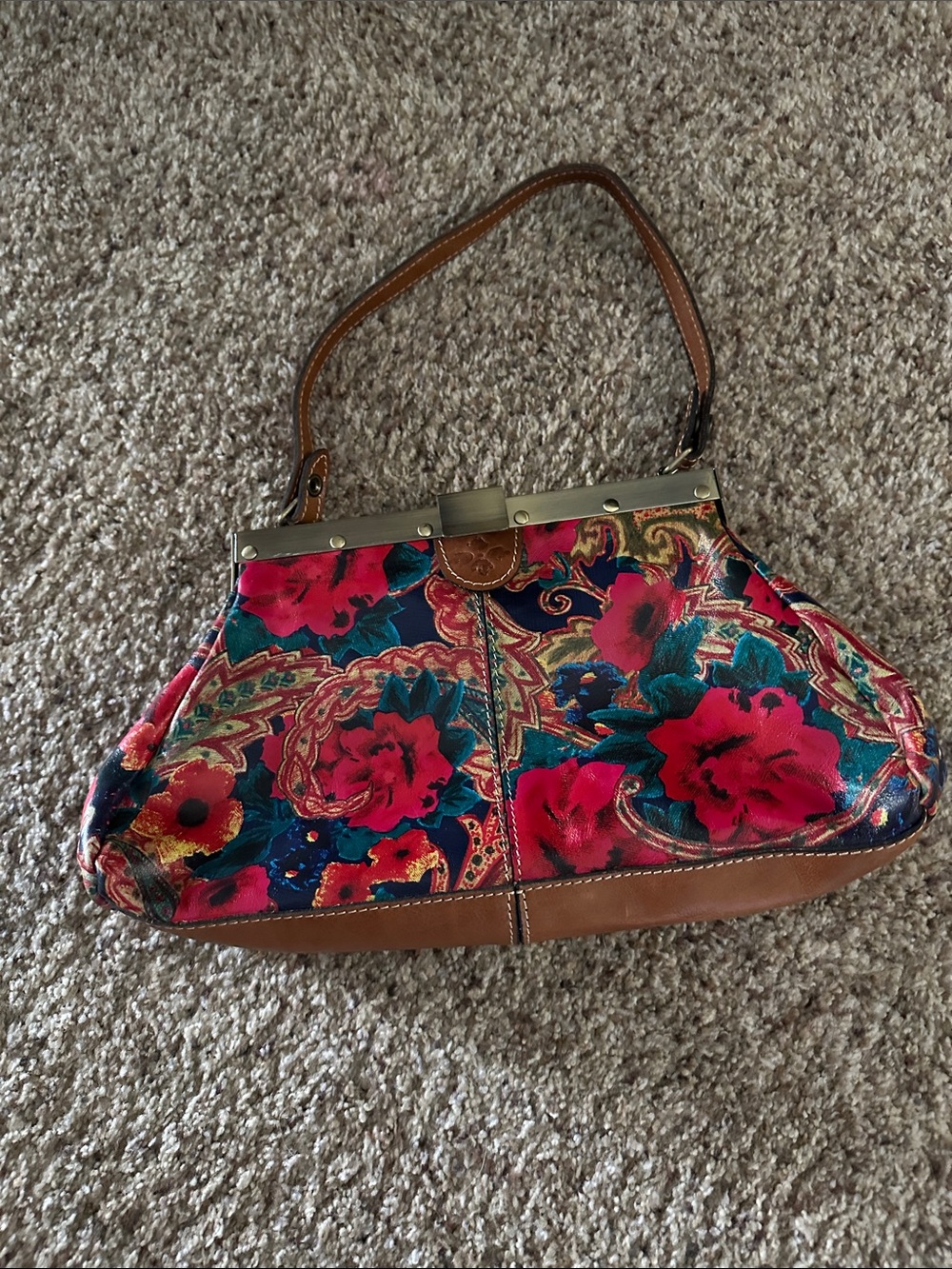 Patricia Nash Red Floral Frame-Top Shoulder Bag with Brown Leather Trim - Picture 2 of 6